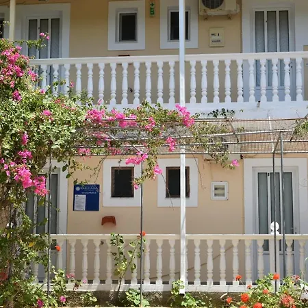아파트호텔 Casa Dyonisia Tsilivi